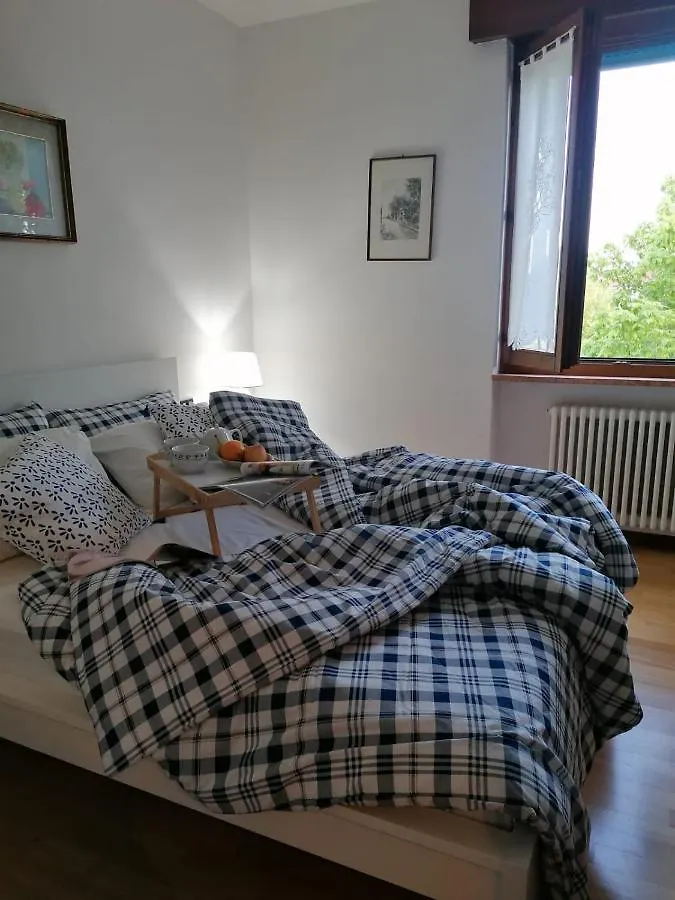 La Casa Di Lazise Apartment 0*,